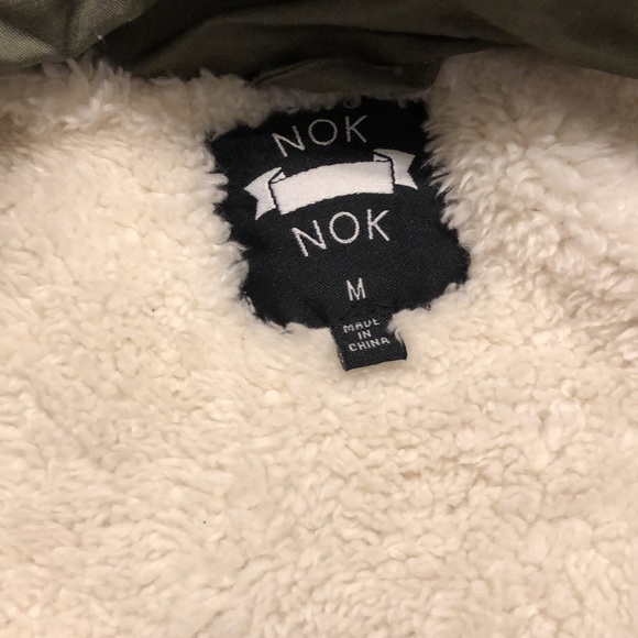 Nok Nok Vest Jacket - Picture 7 of 9